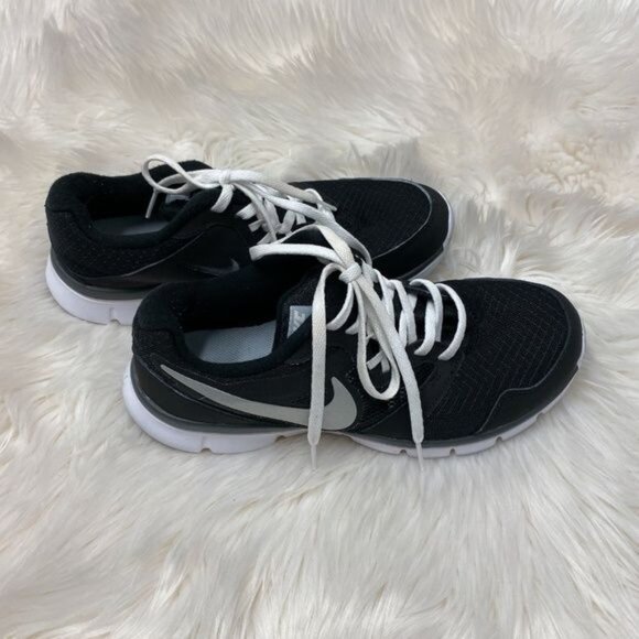 Nike Black Flex Running Shoes - Picture 3 of 8